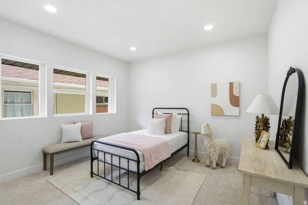 938 E HOLLYWOOD AVE Salt Lake City, UT 84105