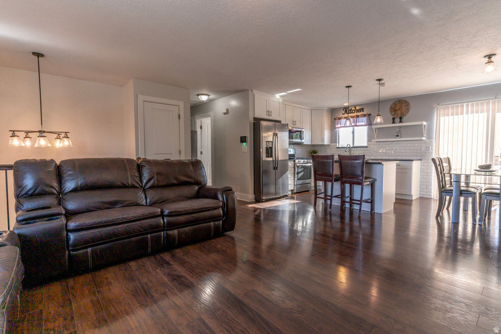 3751 S ADAMS RD Magna, UT 84044