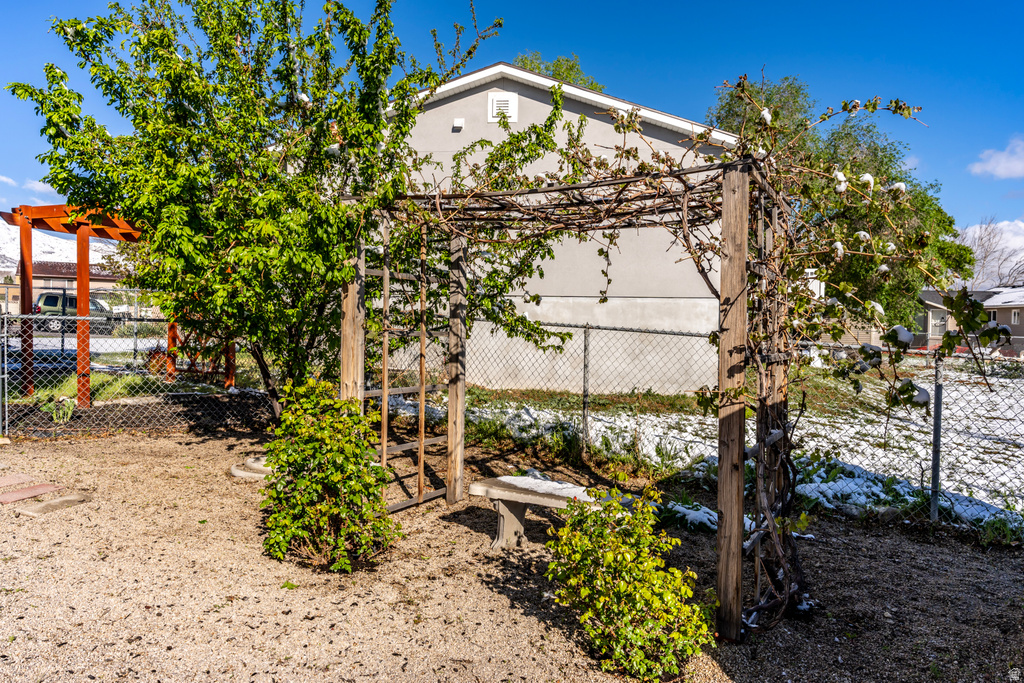 3751 S ADAMS RD Magna, UT 84044