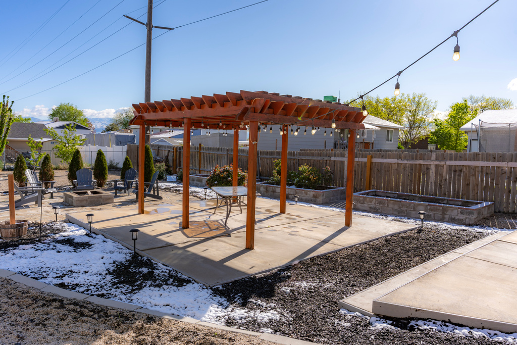 3751 S ADAMS RD Magna, UT 84044