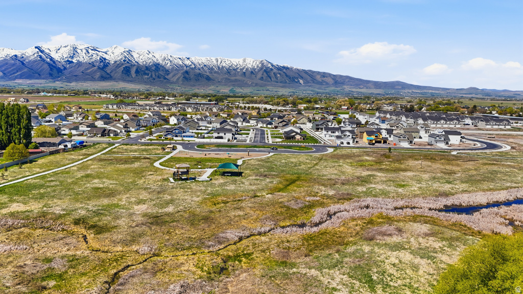2477 S 960 W Nibley, UT 84321