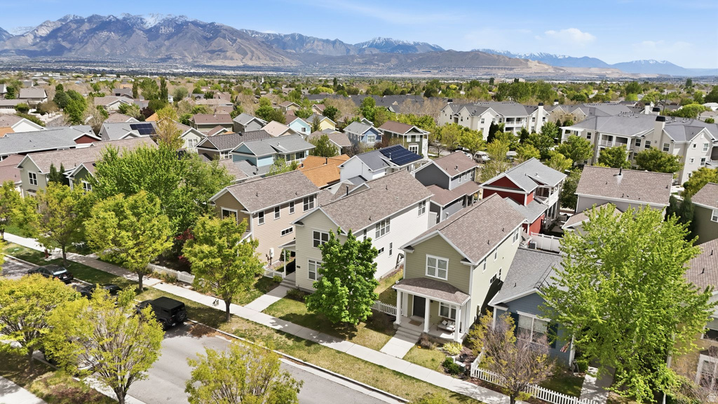 5023 W CURRANT DR South Jordan, UT 84009