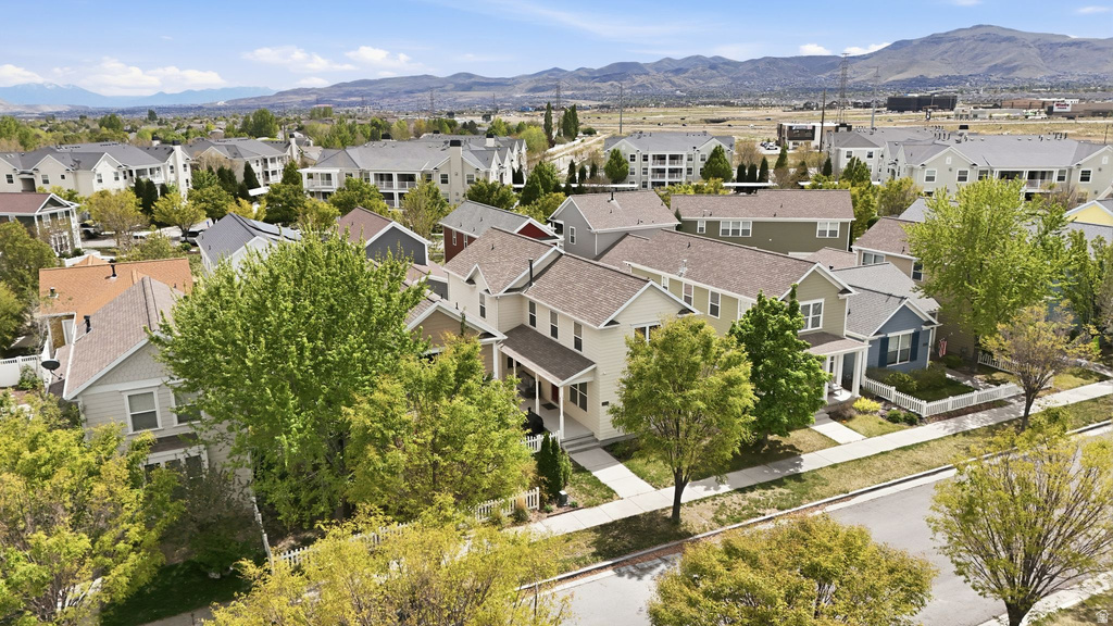 5023 W CURRANT DR South Jordan, UT 84009