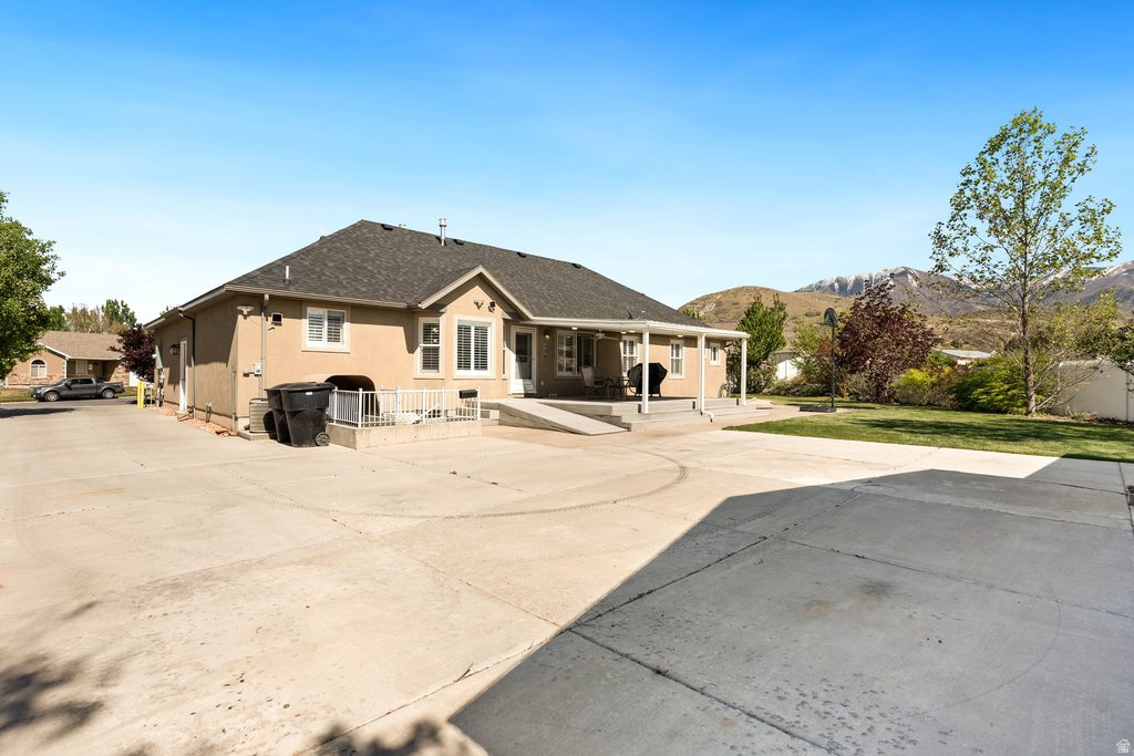 1096 S 350 E Payson, UT 84651