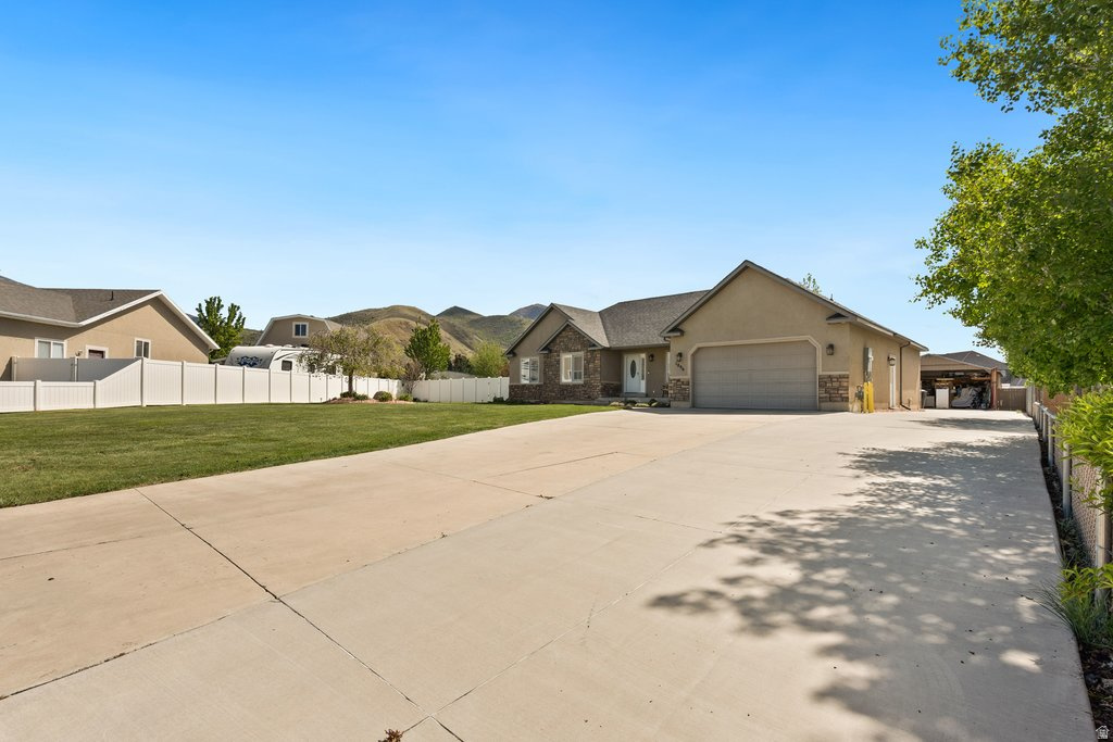 1096 S 350 E Payson, UT 84651