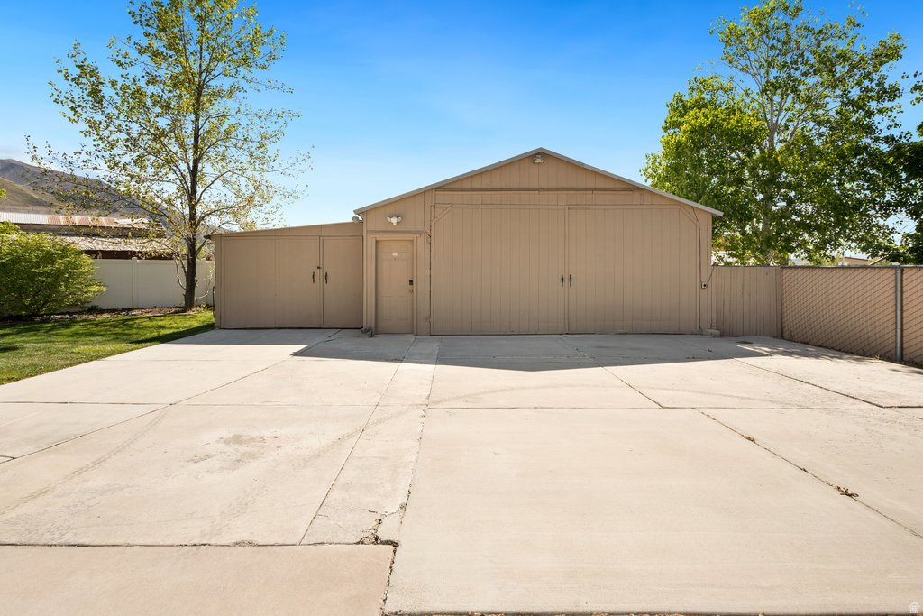 1096 S 350 E Payson, UT 84651