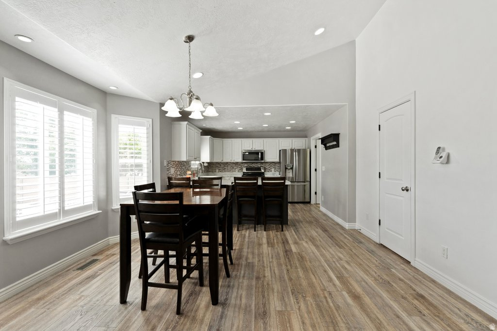 1096 S 350 E Payson, UT 84651