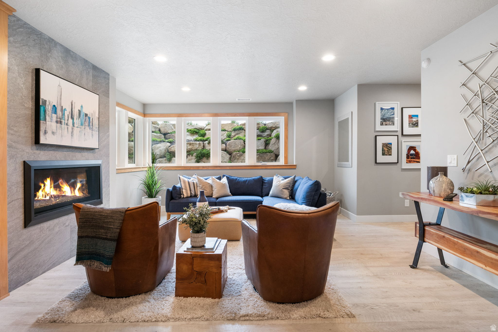 6884 W 9530 N Highland, UT 84003