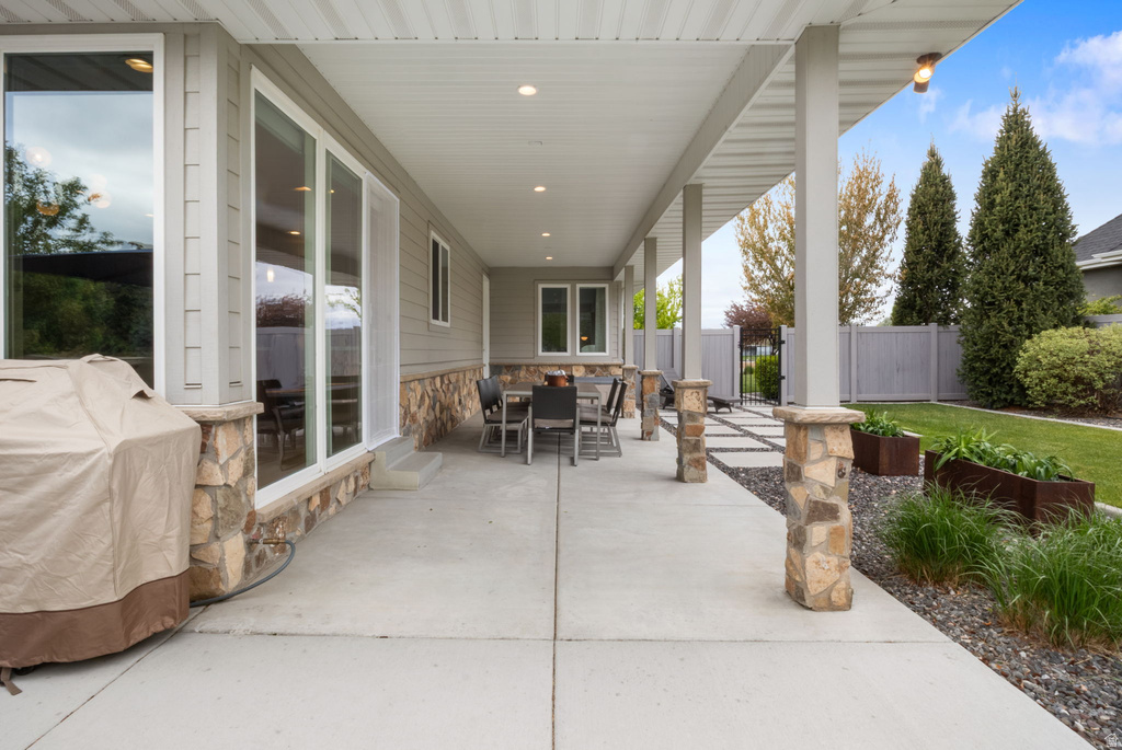 6884 W 9530 N Highland, UT 84003