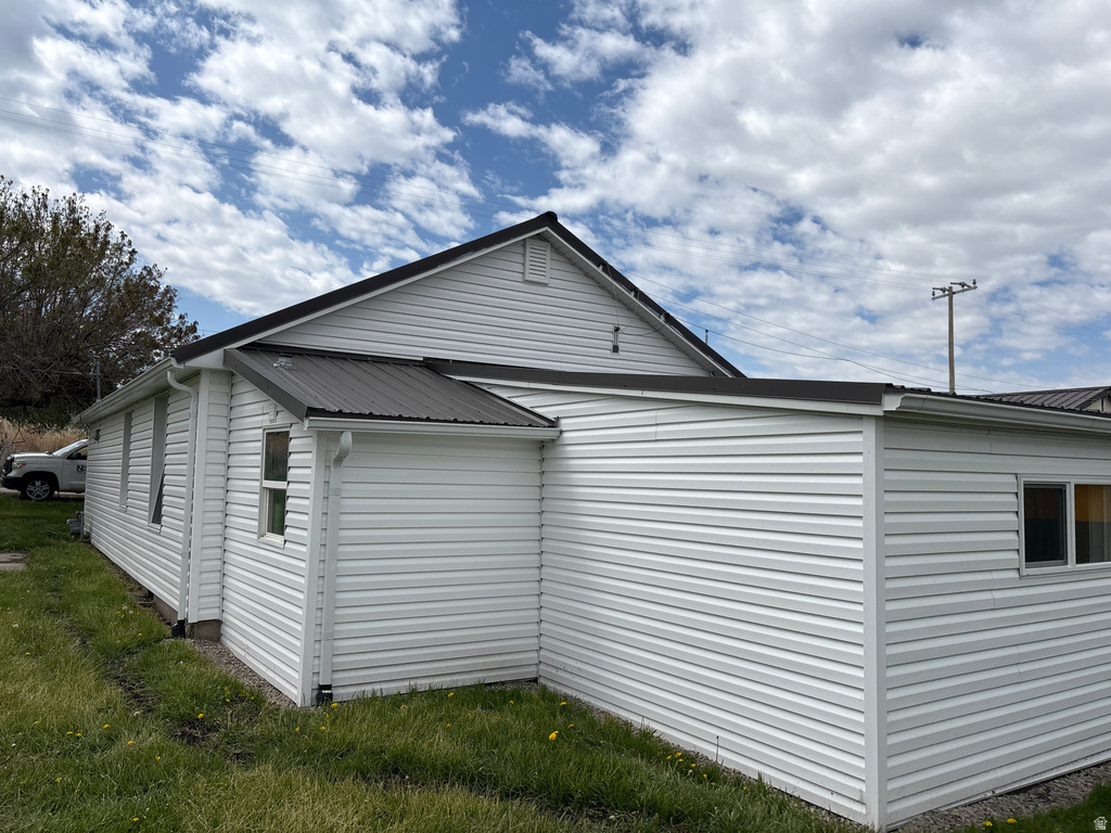 1410 W 2700 S Perry, UT 84302