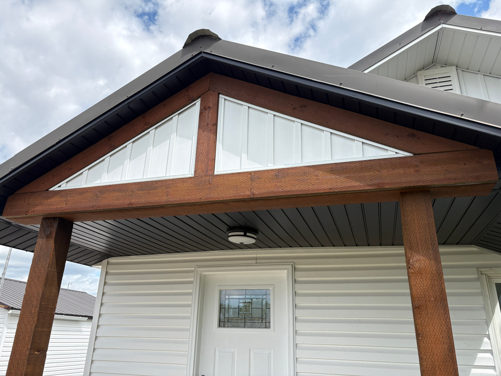 1410 W 2700 S Perry, UT 84302