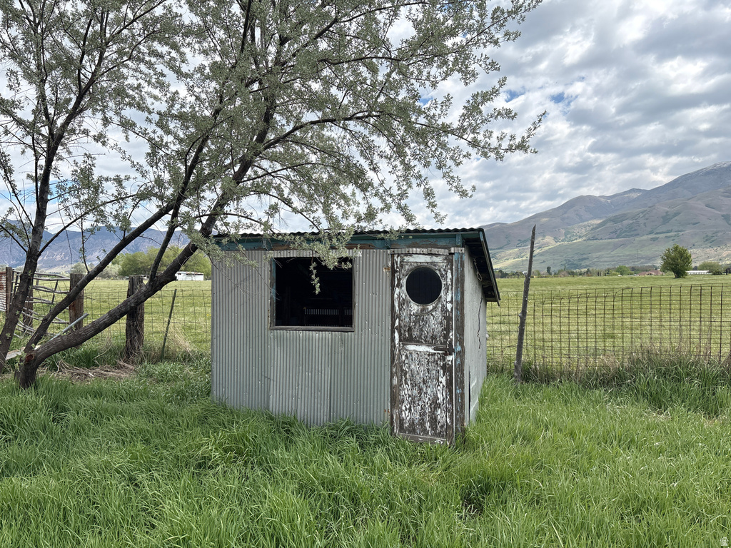 1410 W 2700 S Perry, UT 84302