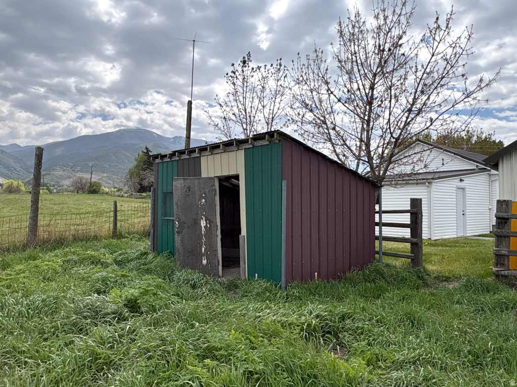 1410 W 2700 S Perry, UT 84302