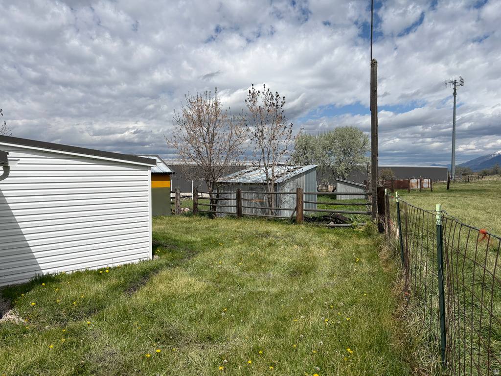 1410 W 2700 S Perry, UT 84302
