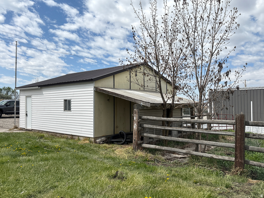 1410 W 2700 S Perry, UT 84302