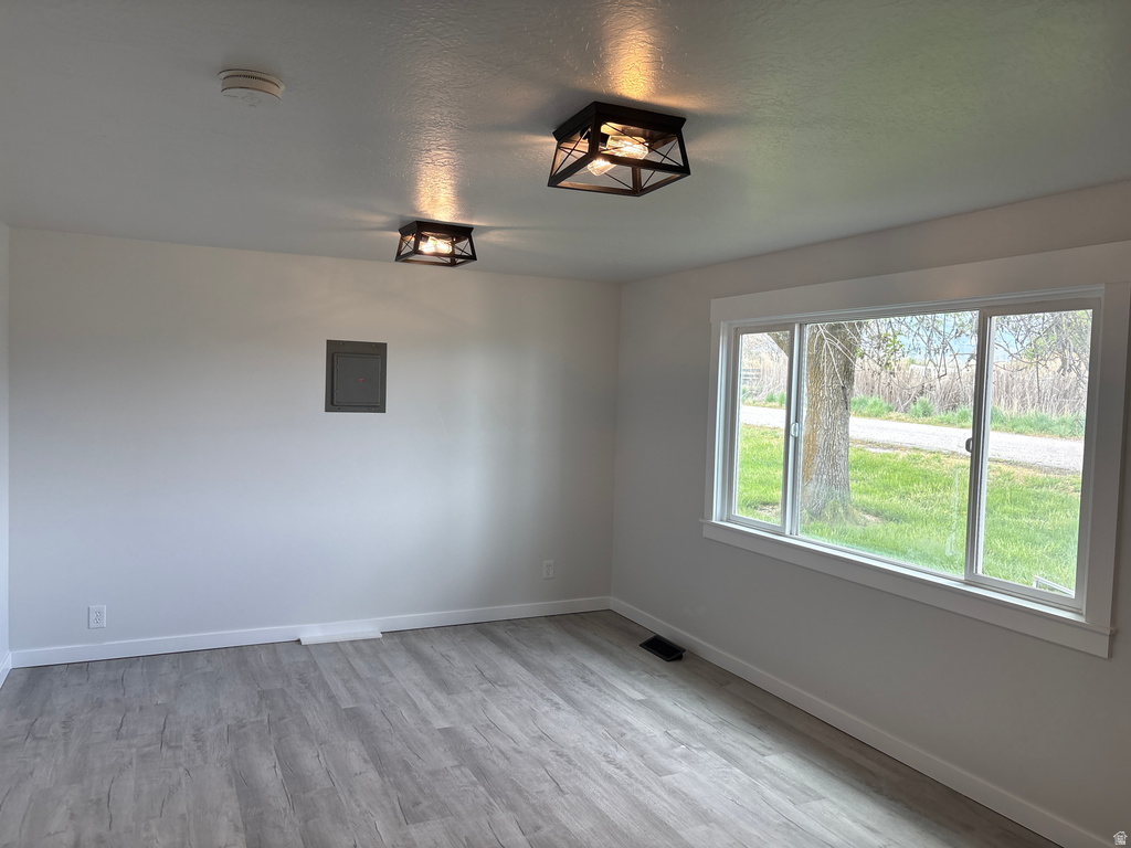 1410 W 2700 S Perry, UT 84302