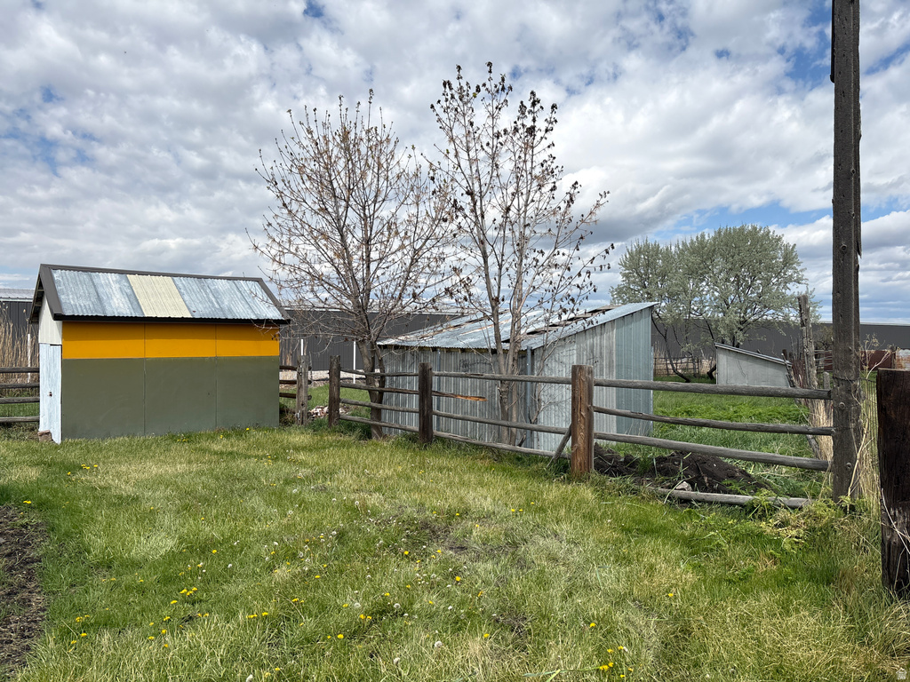 1410 W 2700 S Perry, UT 84302