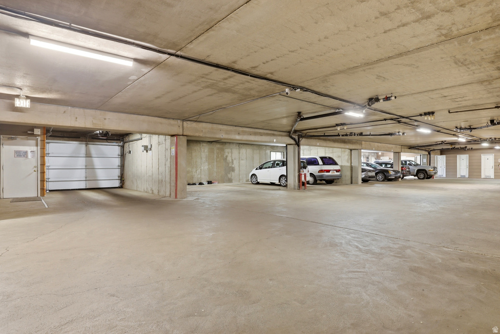 2760 S HIGHLAND DR #APT 4 Salt Lake City, UT 84106