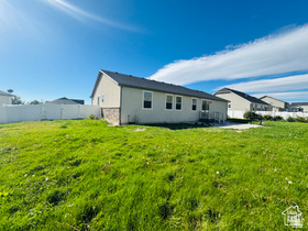 954 N WAHLEN WAY Harrisville, UT 84404