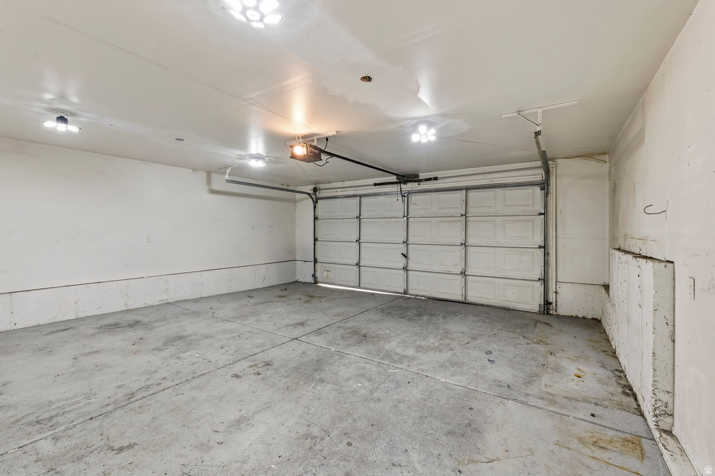 1561 W 1725 S Woods Cross, UT 84087