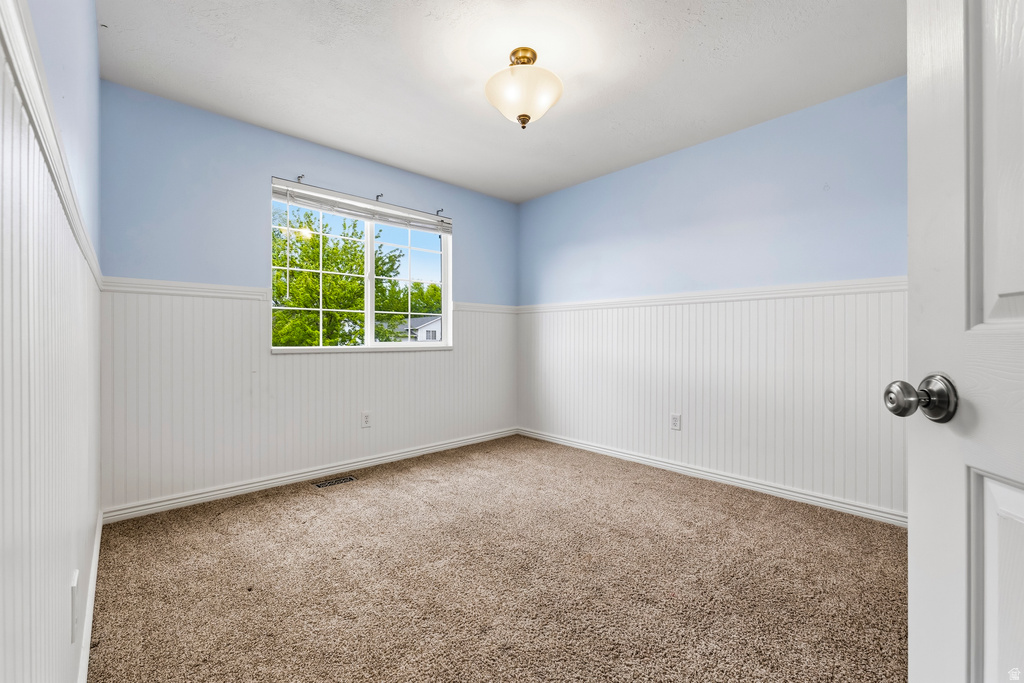 1561 W 1725 S Woods Cross, UT 84087