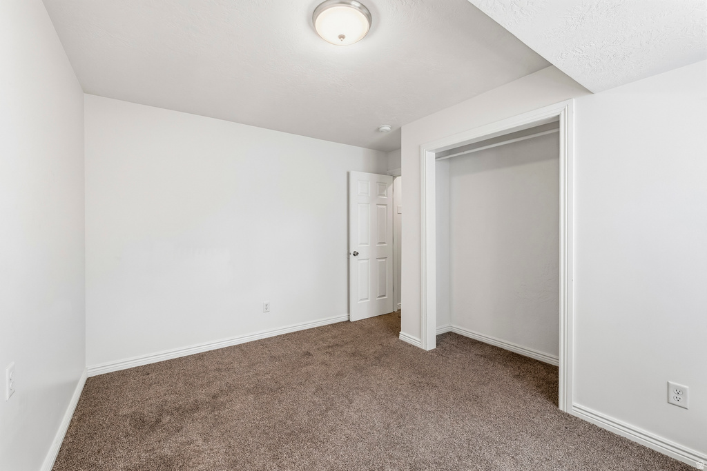 1561 W 1725 S Woods Cross, UT 84087