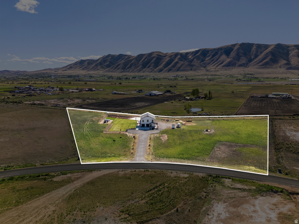 7498 S 4600 W Benjamin, UT 84660