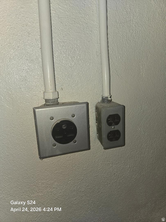 1358 CROSS ST Ogden, UT 84404