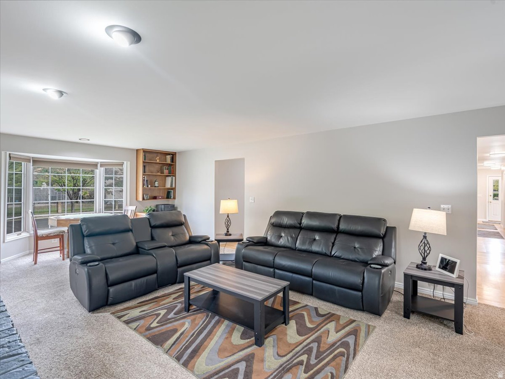 338 E SHAMROCK DR Murray, UT 84107