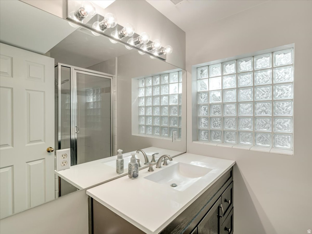 338 E SHAMROCK DR Murray, UT 84107