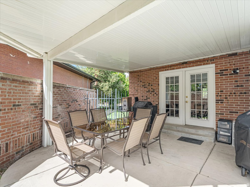 338 E SHAMROCK DR Murray, UT 84107