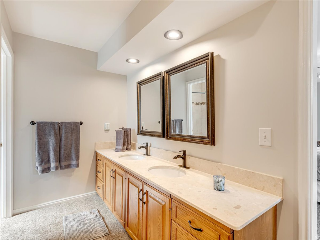 338 E SHAMROCK DR Murray, UT 84107