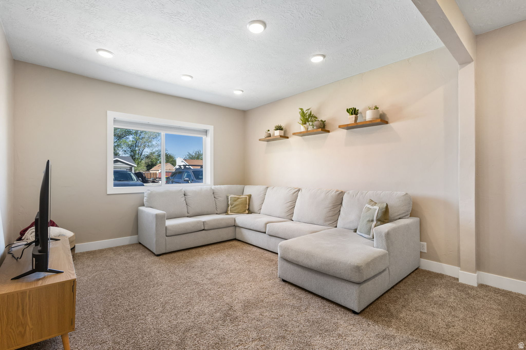 662 N ORCHARD DR Orem, UT 84057