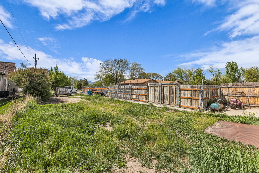10705 S 300 E Sandy, UT 84070