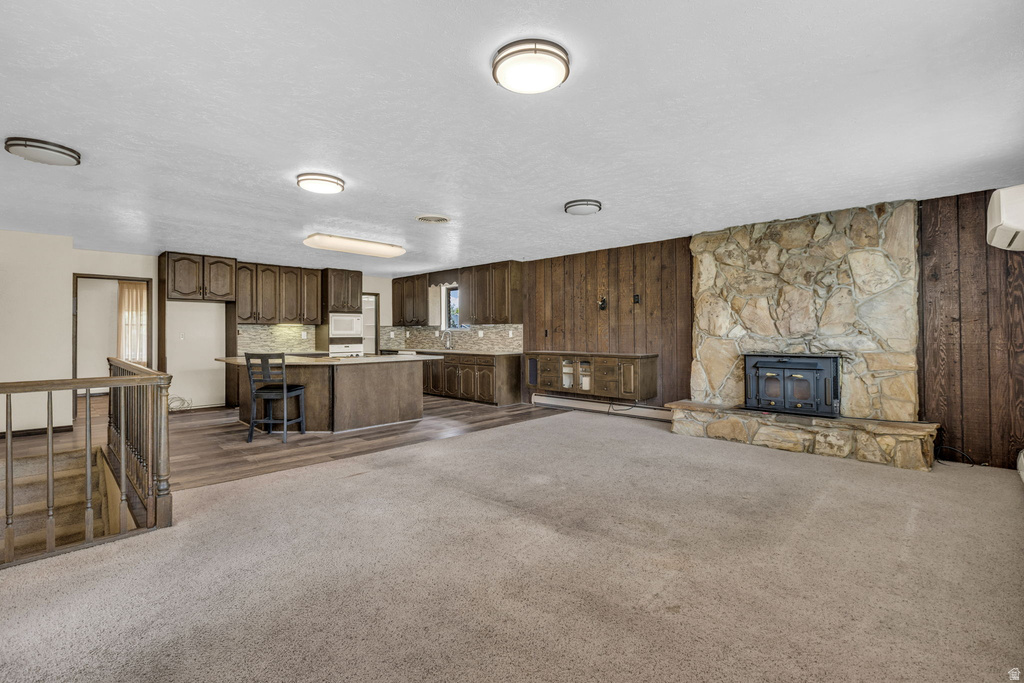 10705 S 300 E Sandy, UT 84070