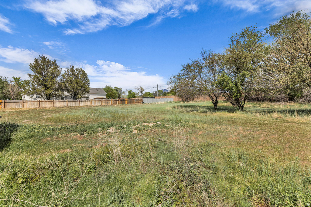 10705 S 300 E Sandy, UT 84070