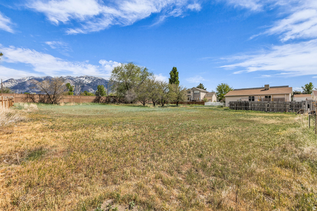 10705 S 300 E Sandy, UT 84070