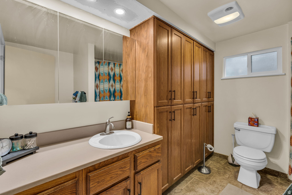 10705 S 300 E Sandy, UT 84070