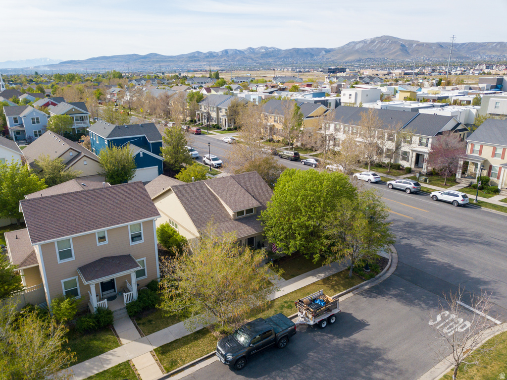 5033 W TOPCREST DR South Jordan, UT 84009