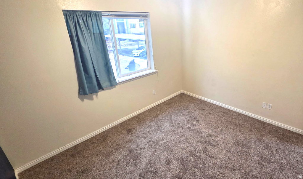 8198 N CEDAR SPRINGS RD #APT 5 Eagle Mountain, UT 84005