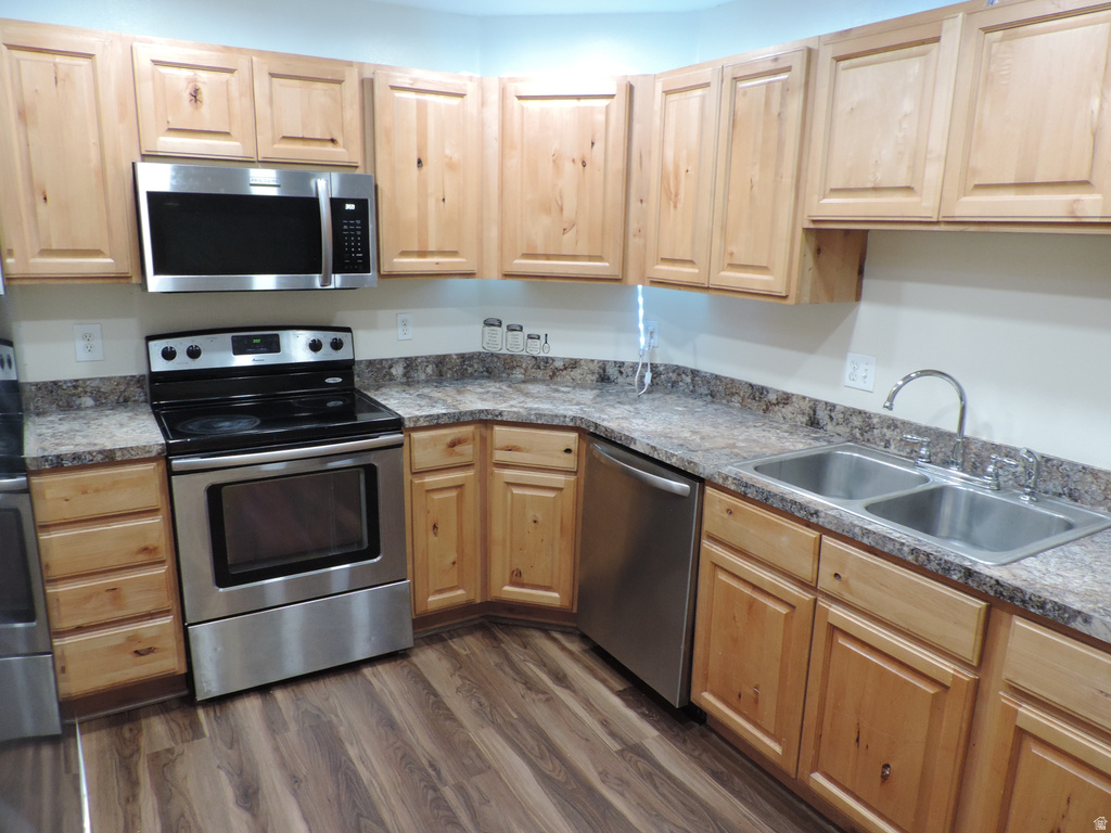 8198 N CEDAR SPRINGS RD #APT 5 Eagle Mountain, UT 84005