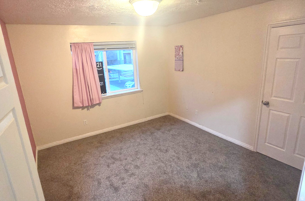 8198 N CEDAR SPRINGS RD #APT 5 Eagle Mountain, UT 84005