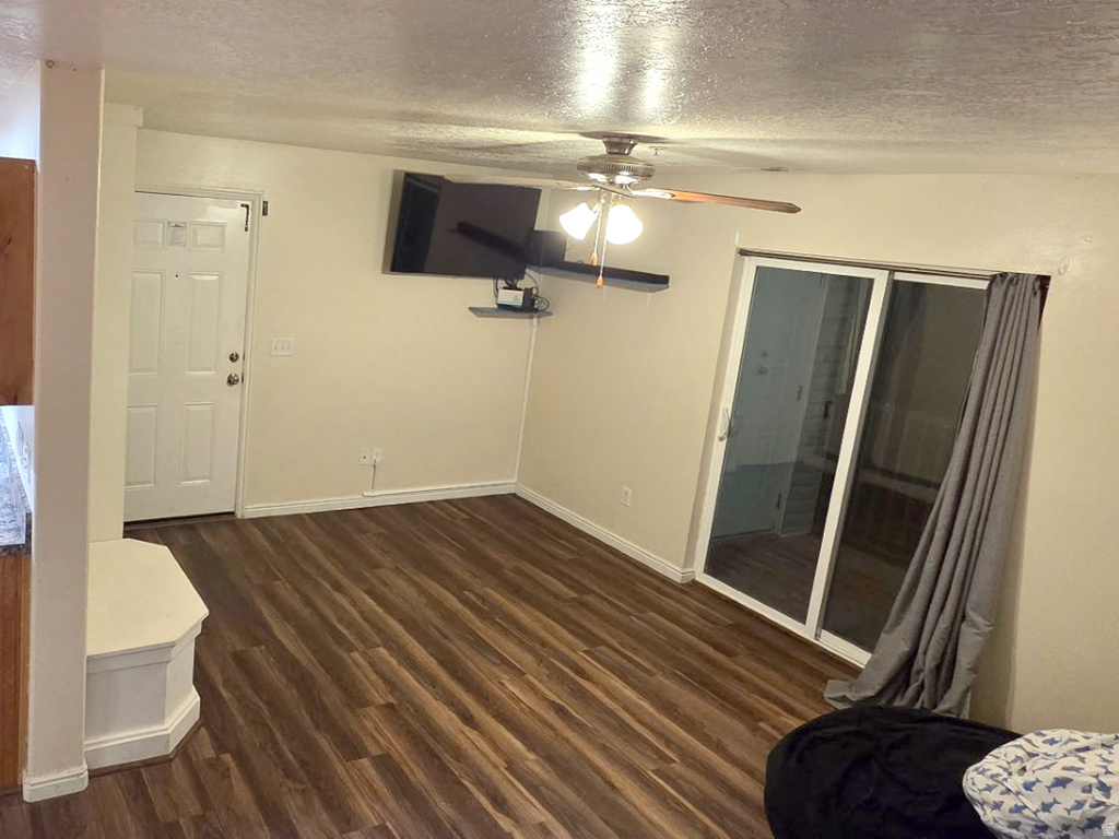 8198 N CEDAR SPRINGS RD #APT 5 Eagle Mountain, UT 84005