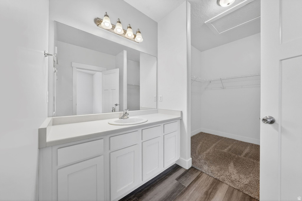 698 N 380 W #AA 303 Vineyard, UT 84059