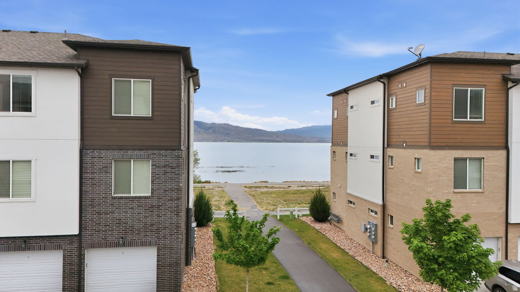 698 N 380 W #AA 303 Vineyard, UT 84059