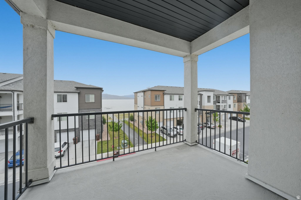 698 N 380 W #AA 303 Vineyard, UT 84059