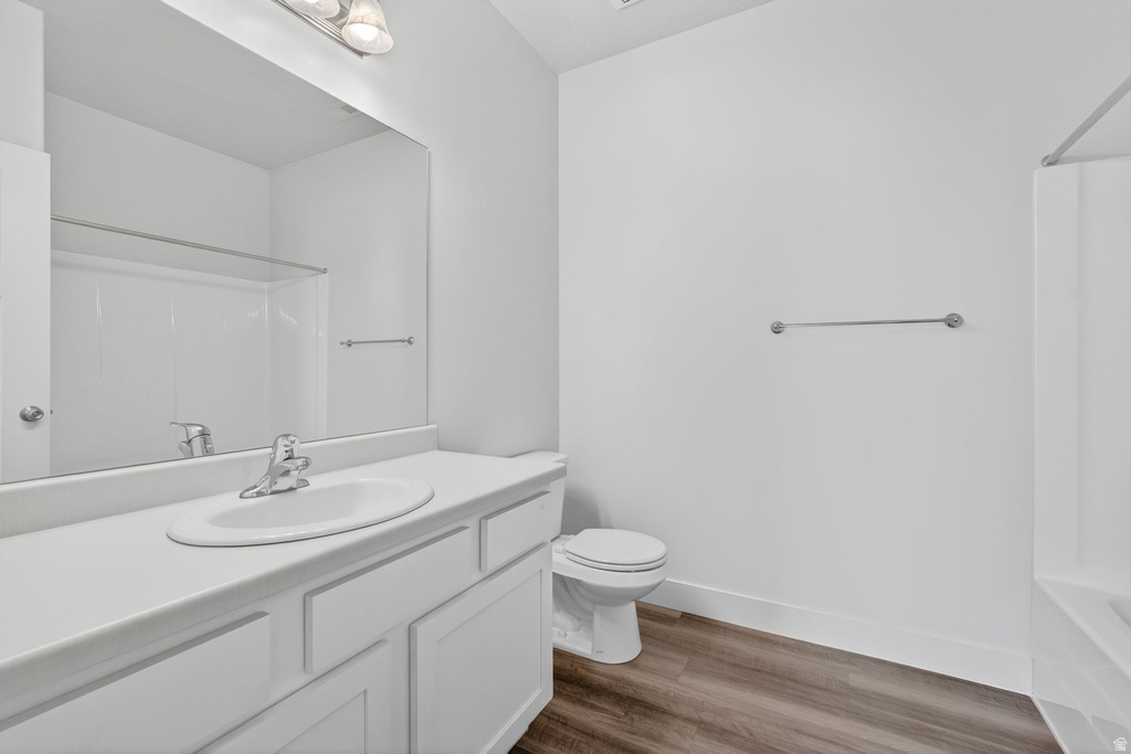 698 N 380 W #AA 303 Vineyard, UT 84059