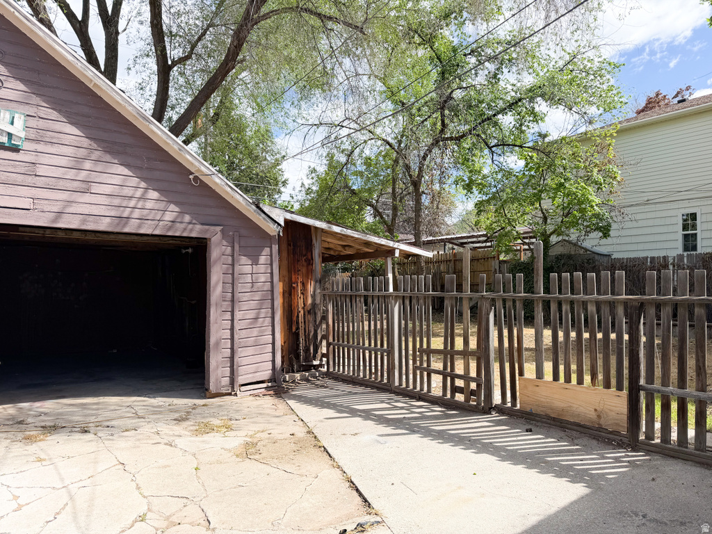 1476 LAKE ST Ogden, UT 84401