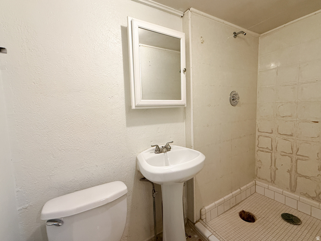 1476 LAKE ST Ogden, UT 84401