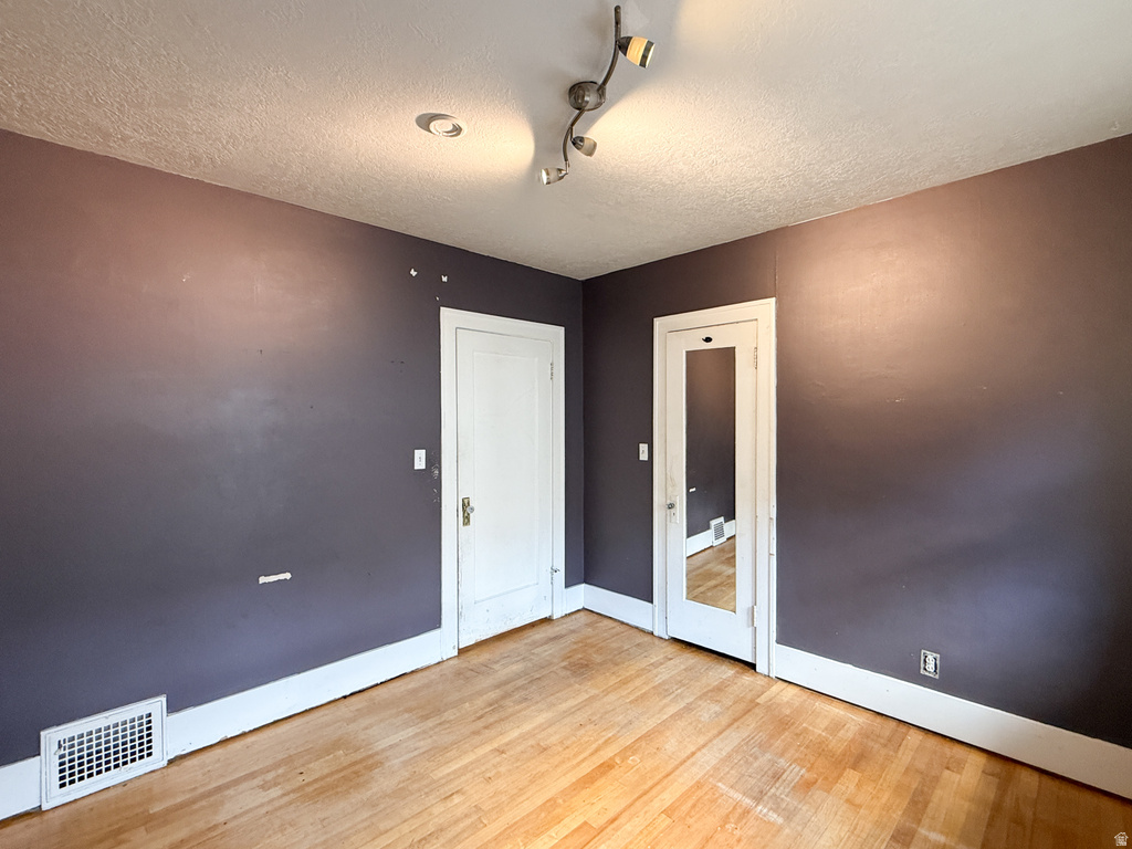 1476 LAKE ST Ogden, UT 84401